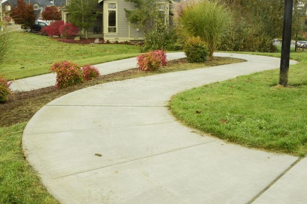Cost of Concrete Sidewalk Replacement in Camarillo