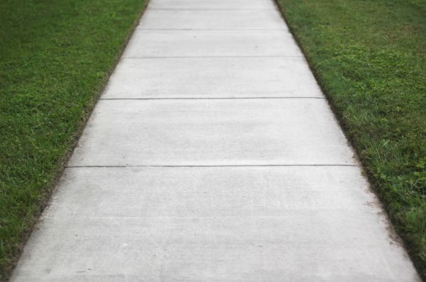 Cost of Concrete Walkway Replacement in Camarillo